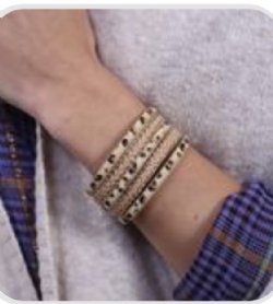 Multi strand animal print magnet clasp