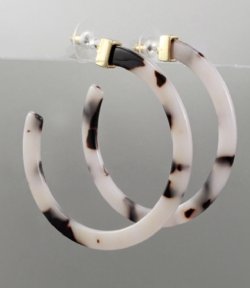 Spring Tortoise Hoop Earrings