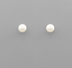 Pearl Stud 7mm